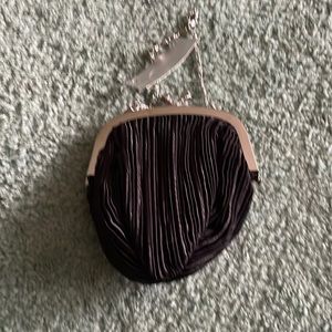 Small evening purse 5’x5’